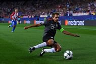 MADRID, SPAIN - SEPTEMBER 28:  Philipp Lahm of FC Bayern Muenchen runs with the ball during the UEFA Champions League Group D match between Club Atletico de Madrid and FC Bayern Muenchen at Vicente Calderon Stadium on September 28, 2016 in Madrid, Spain.  (Photo by David Ramos/Getty Images)